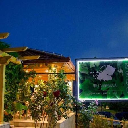 Villa Pergola Требинє Екстер'єр фото